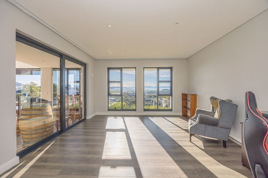 4 Bedroom Property for Sale in Clara Anna Fontein Western Cape